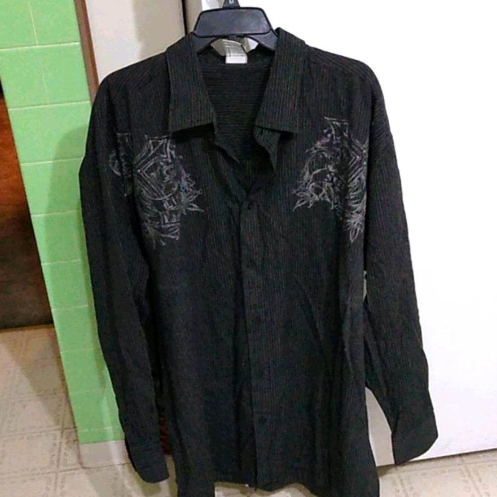 Avirex men's 4XB long sleeve button down shirt black with gray design's